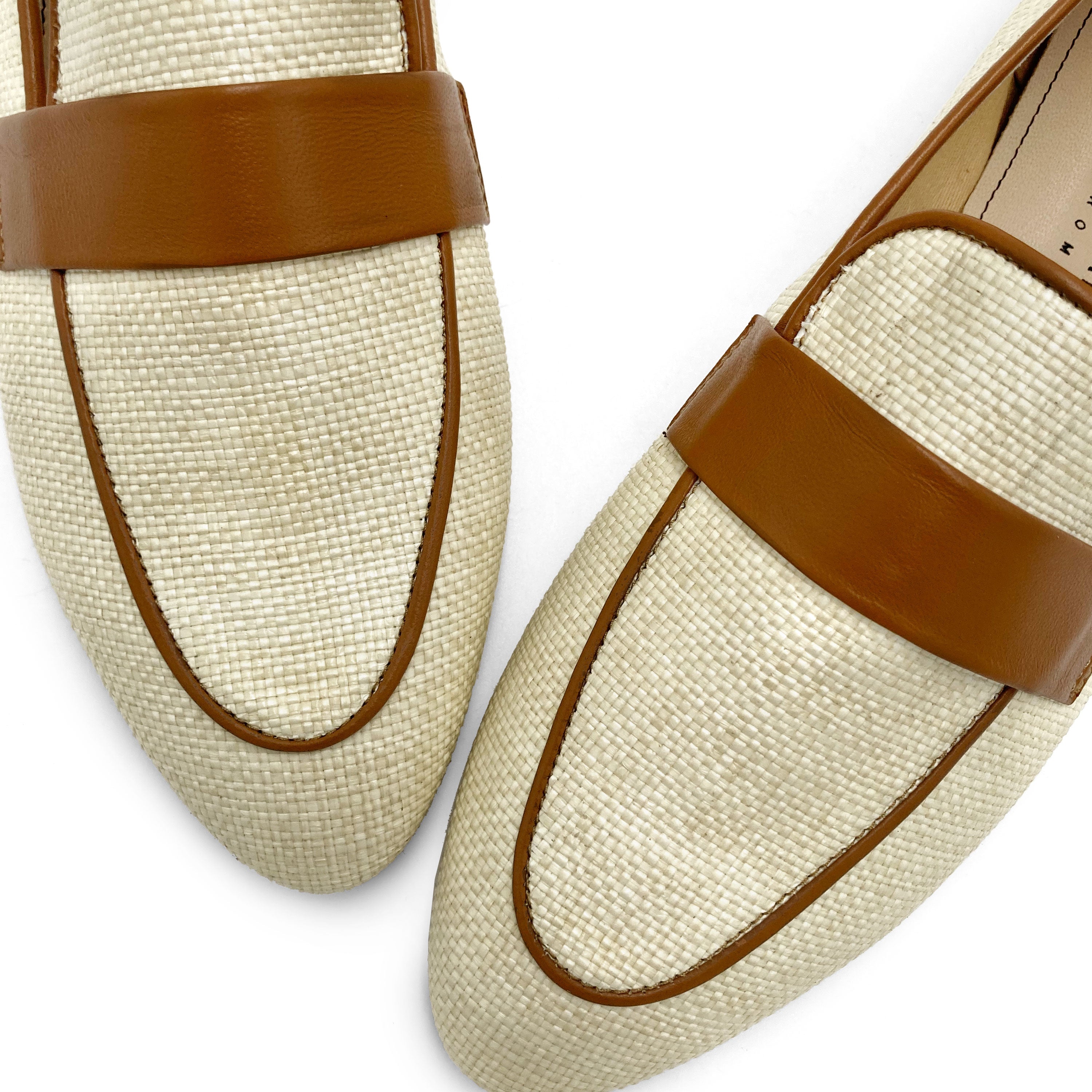 Women's summer moccasin in beige raffia