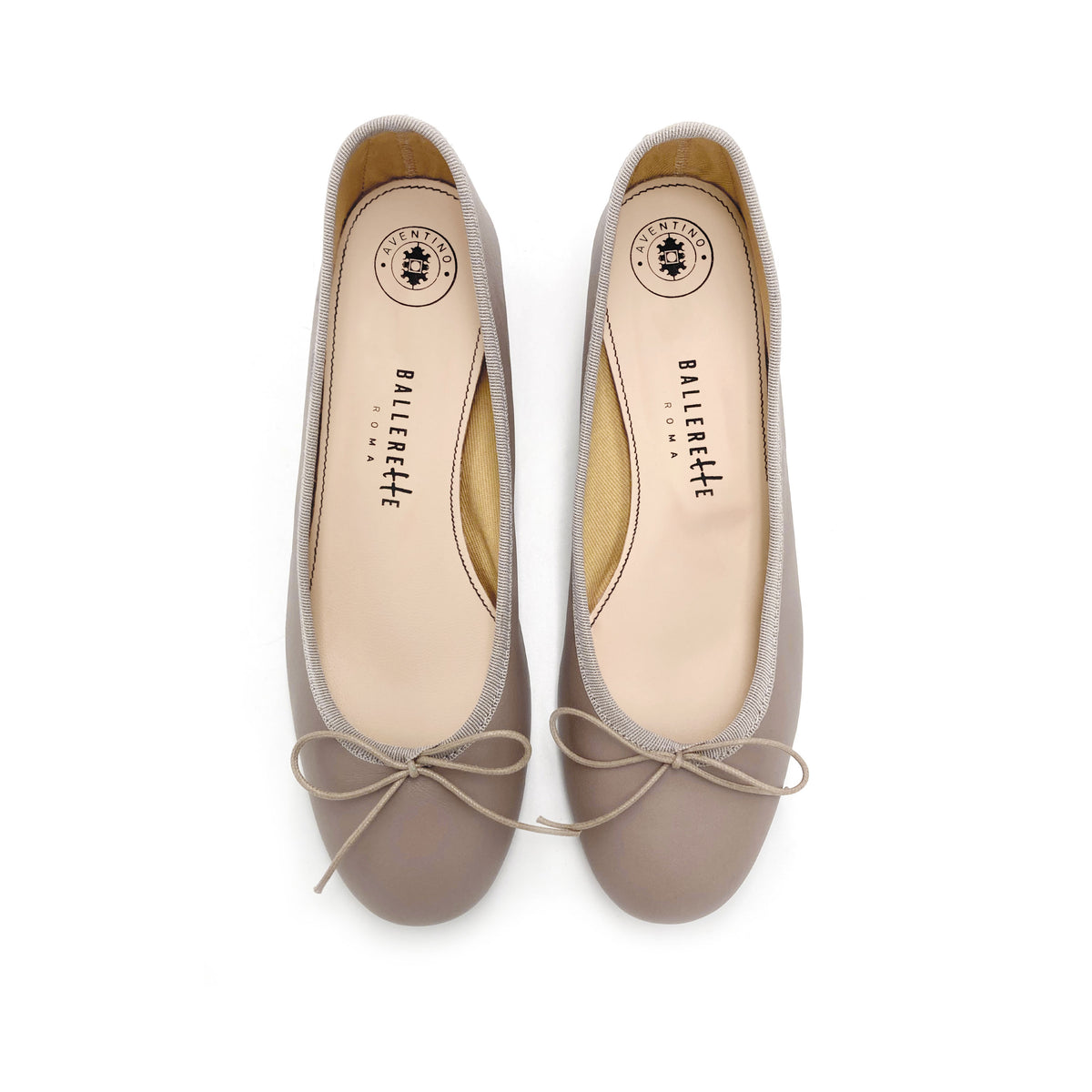 Dove gray leather ballet flats with heel