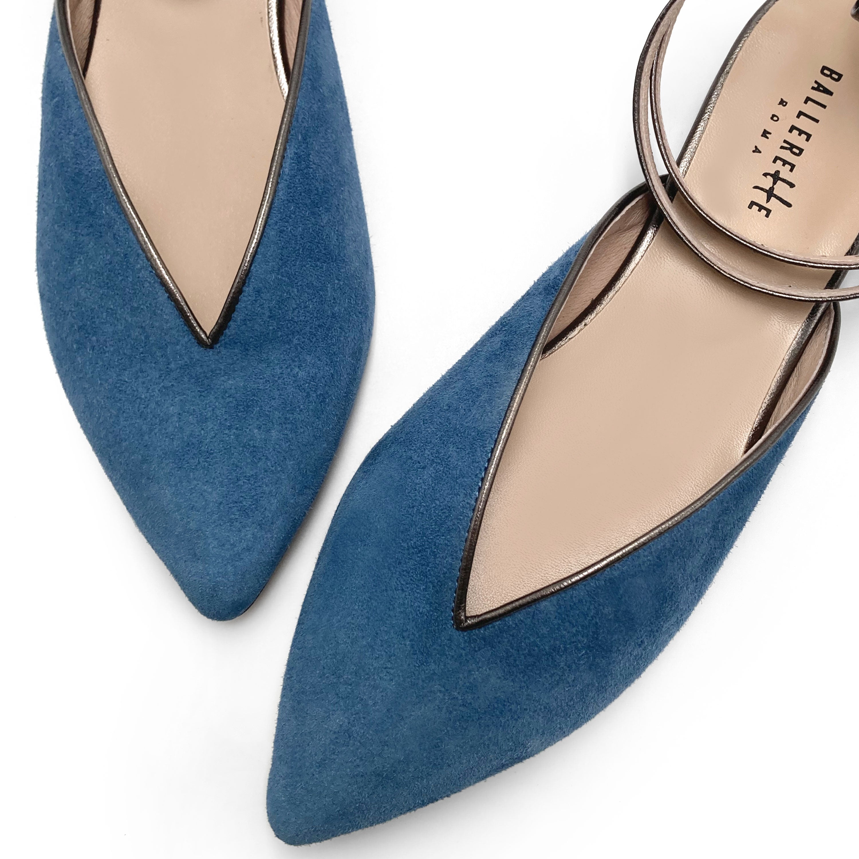 Summer mule shoes in cerulean suede with metallic iron ankle tie