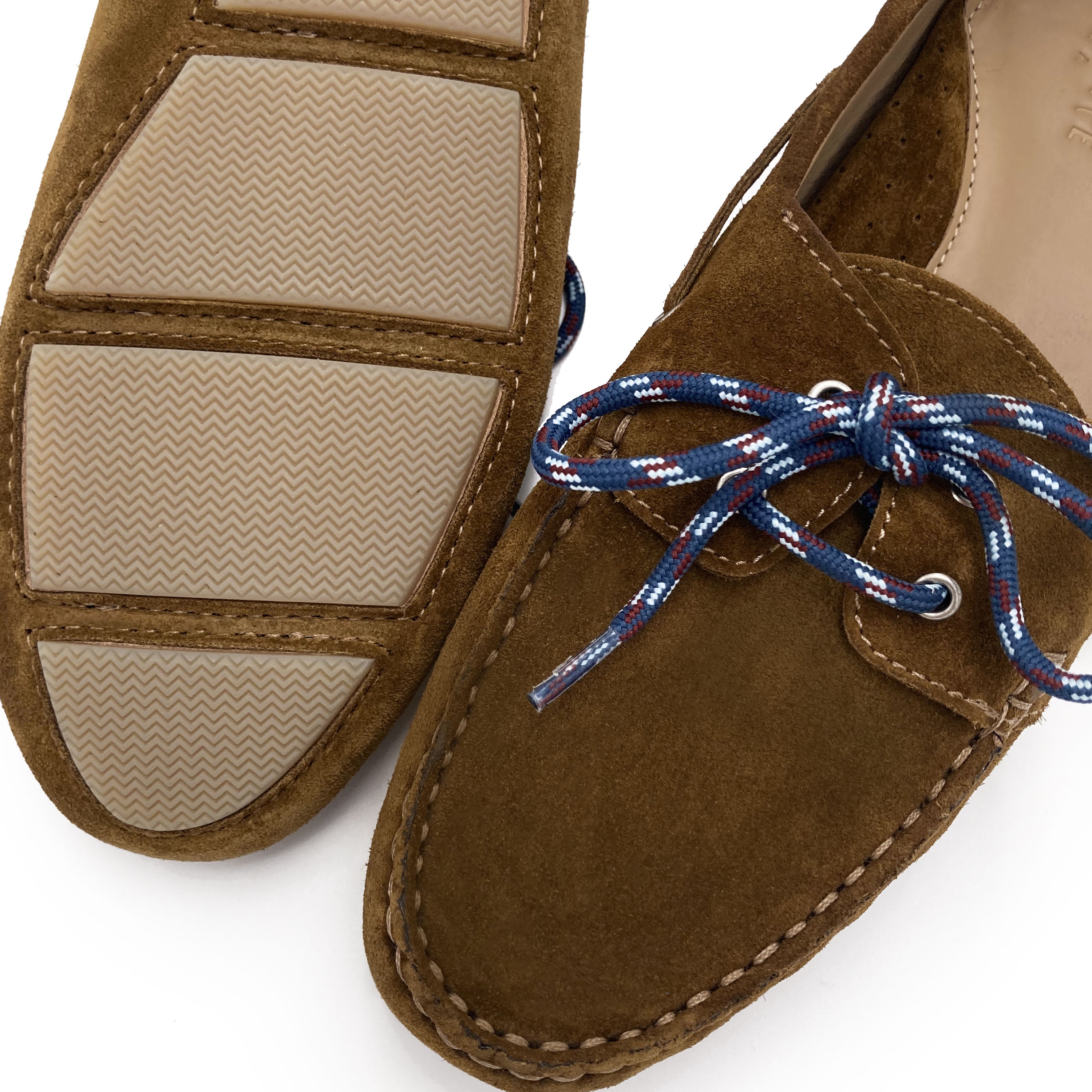 Women’s summer boat moccasins in muddy green suede with nautical lace