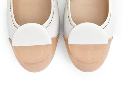 White leather ballet flats, taupe patent leather toe and stud