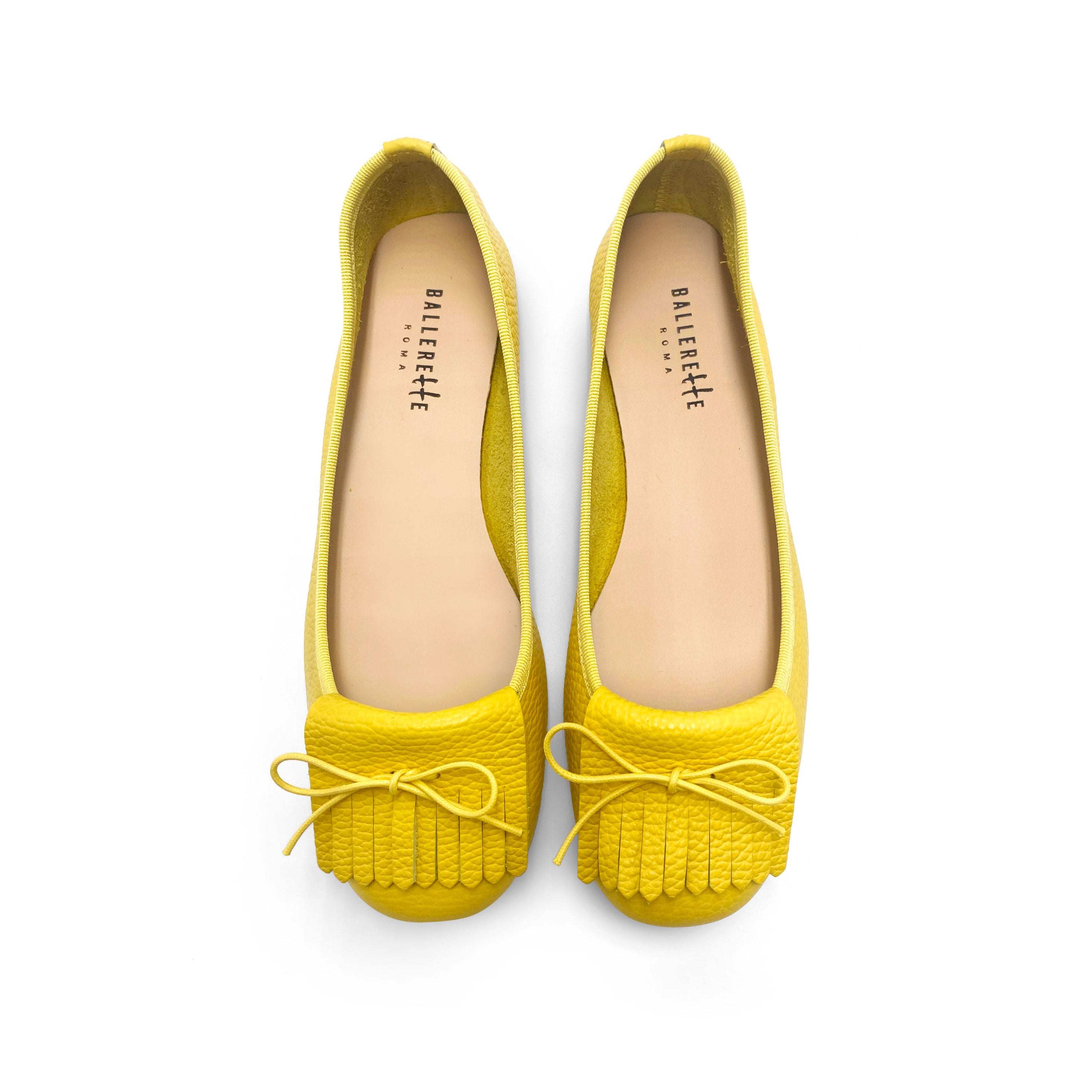 Yellow leather woman moccasins with fringe