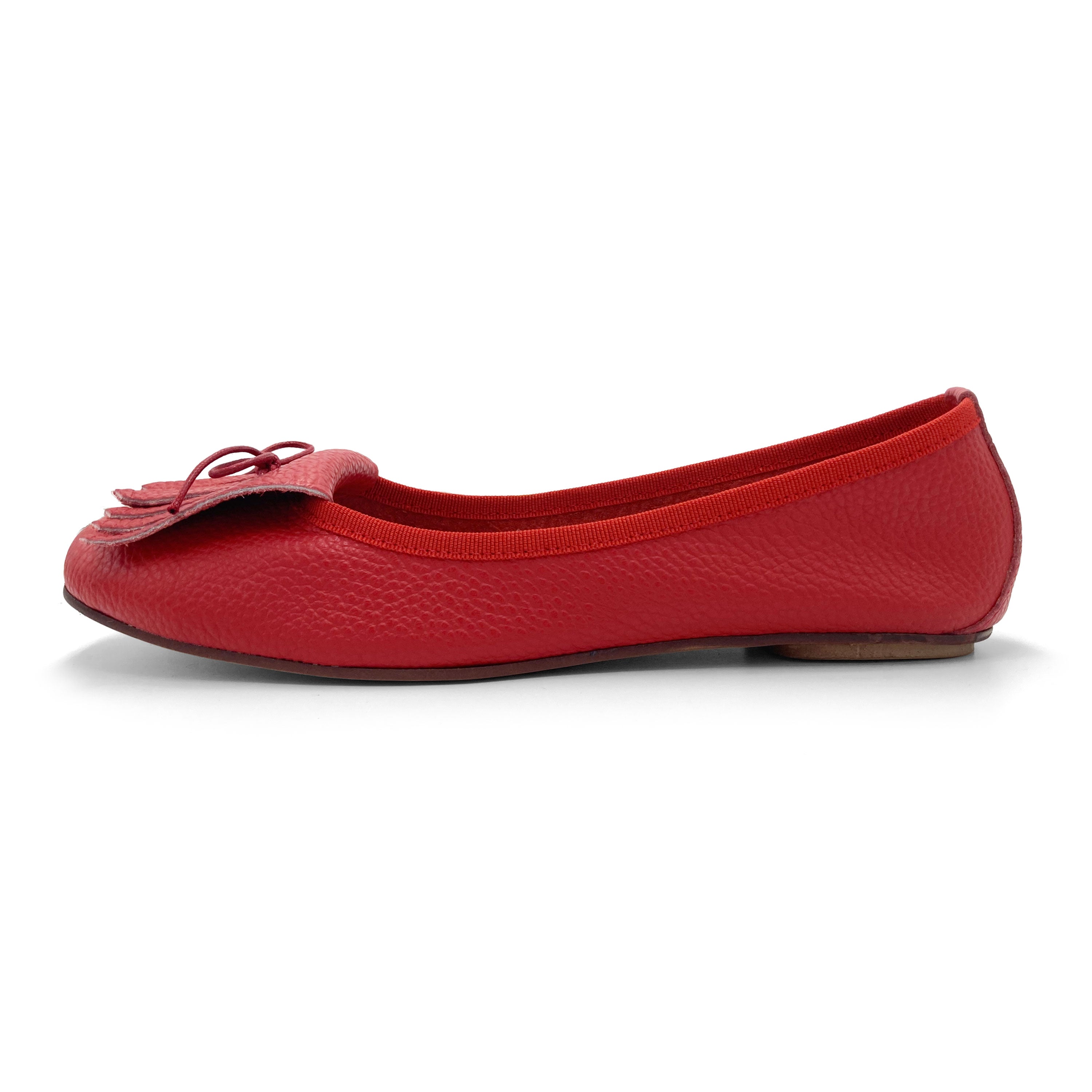 Women's strawberry red leather moccasins with fringes