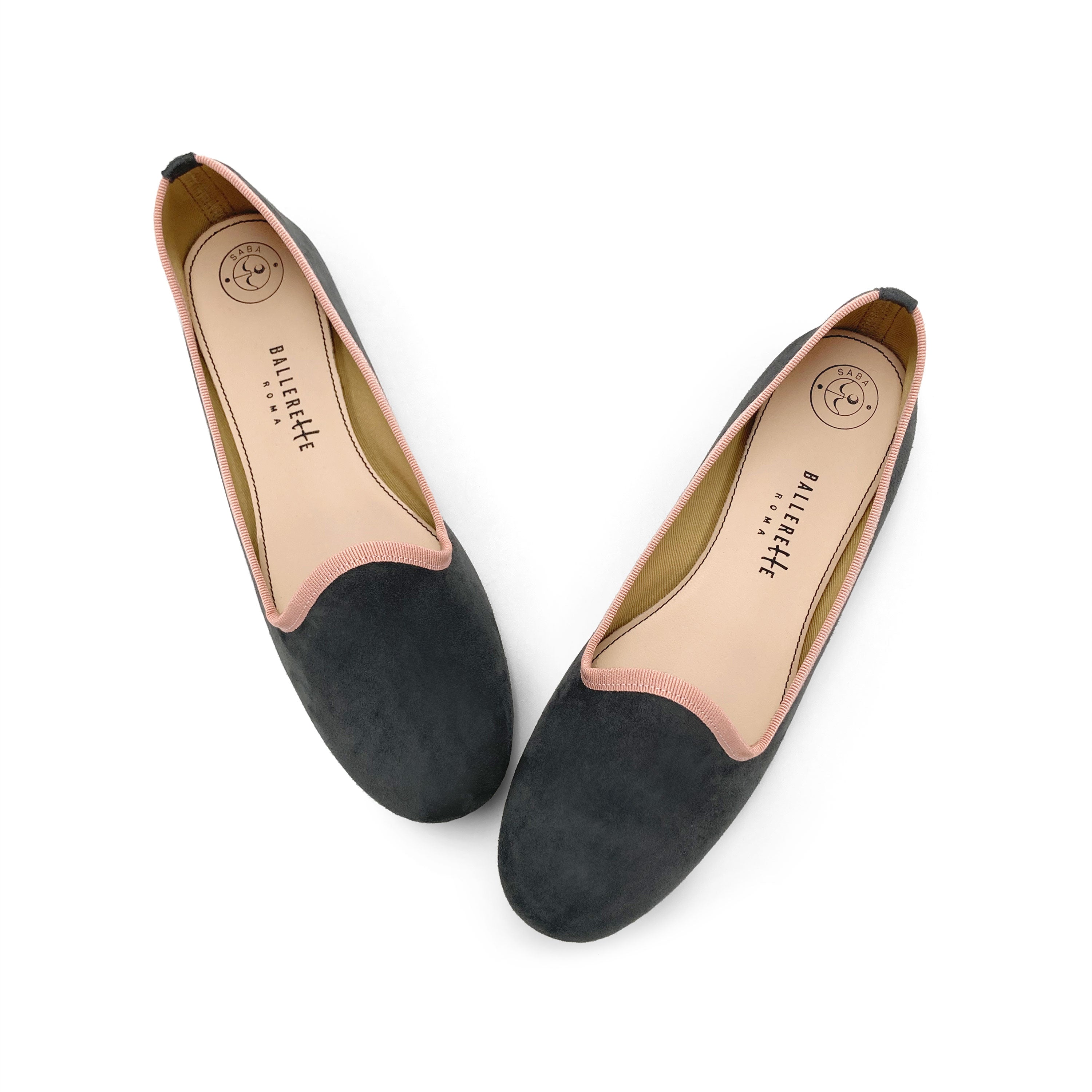 Women’s loafers in smoky gray suede with pink details