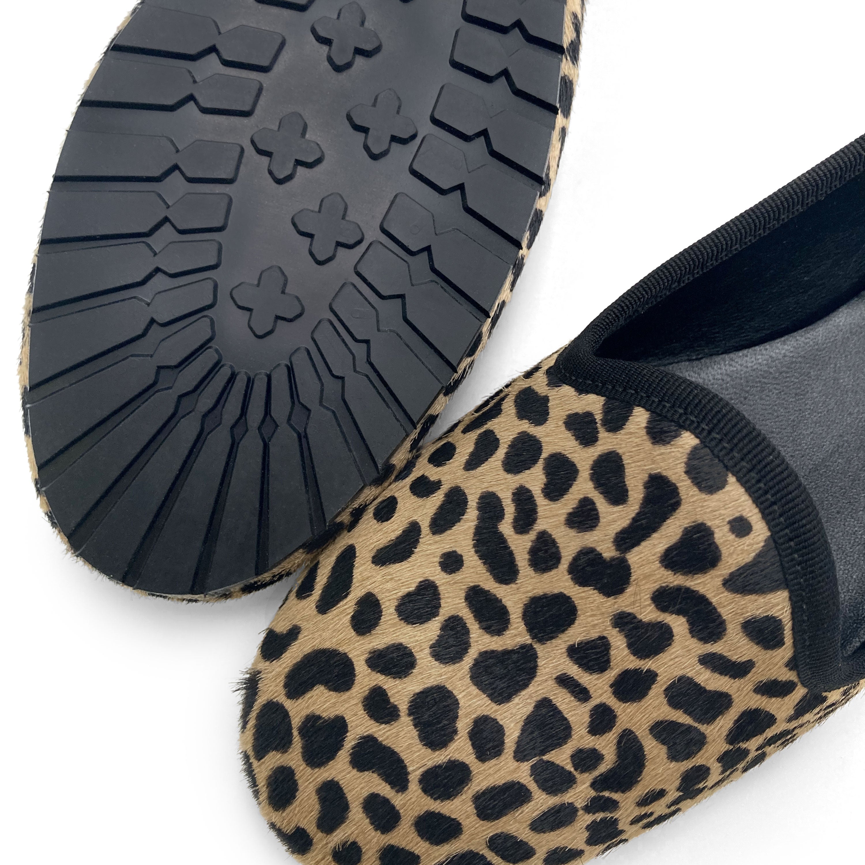 Women's spotted loafers