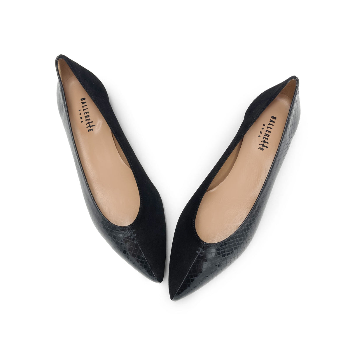 Bicolor pointed toe ballet flats in black