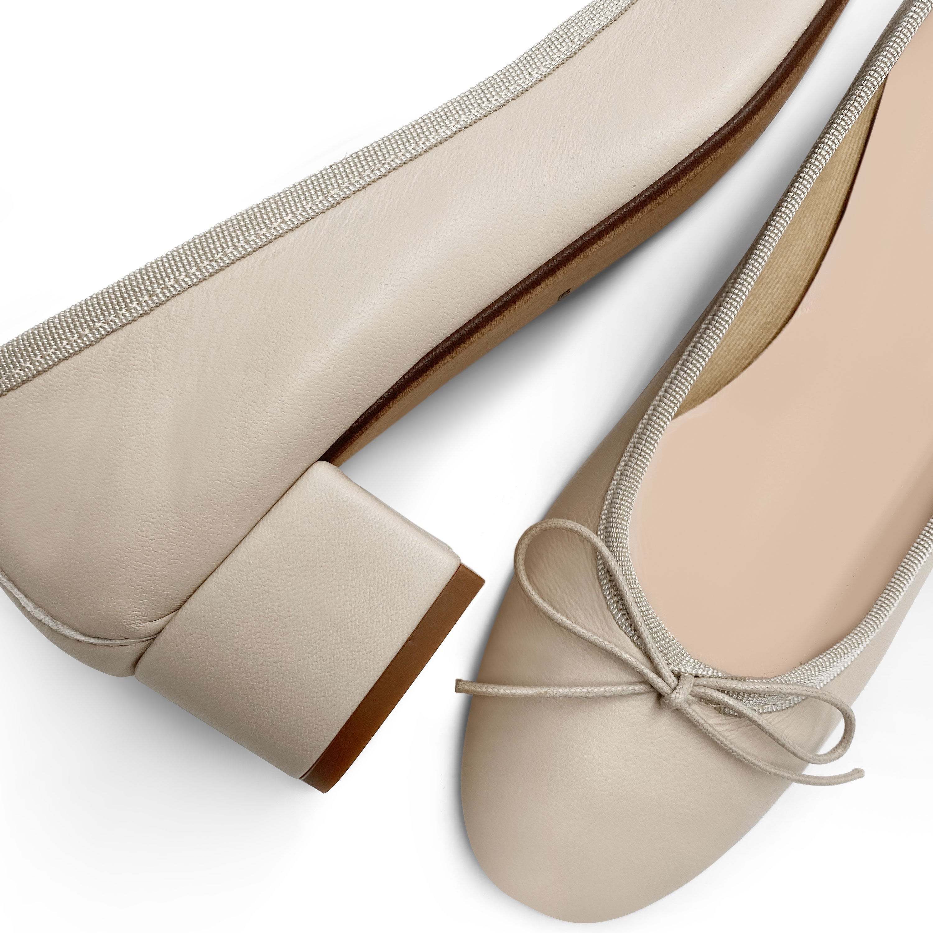 Beige leather ballet flats with heel