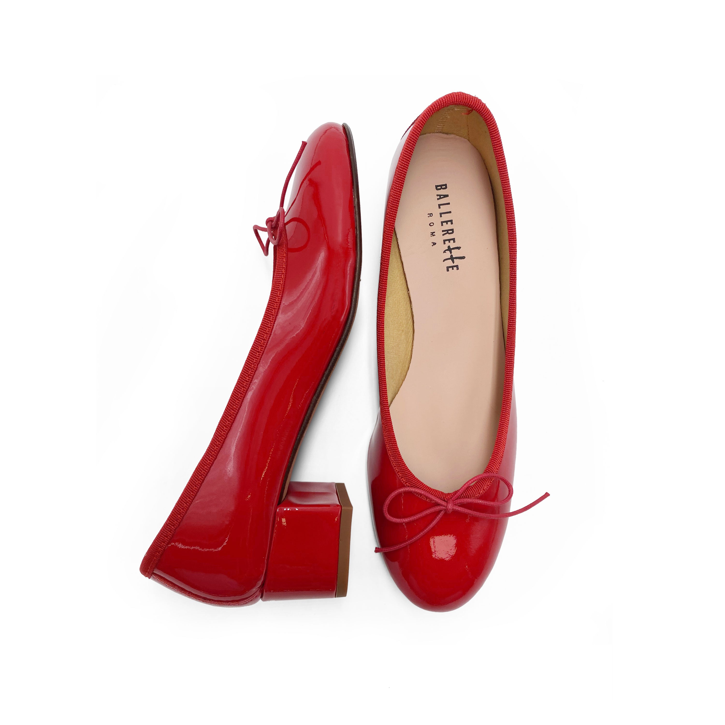 Red patent leather flat shoes on sale