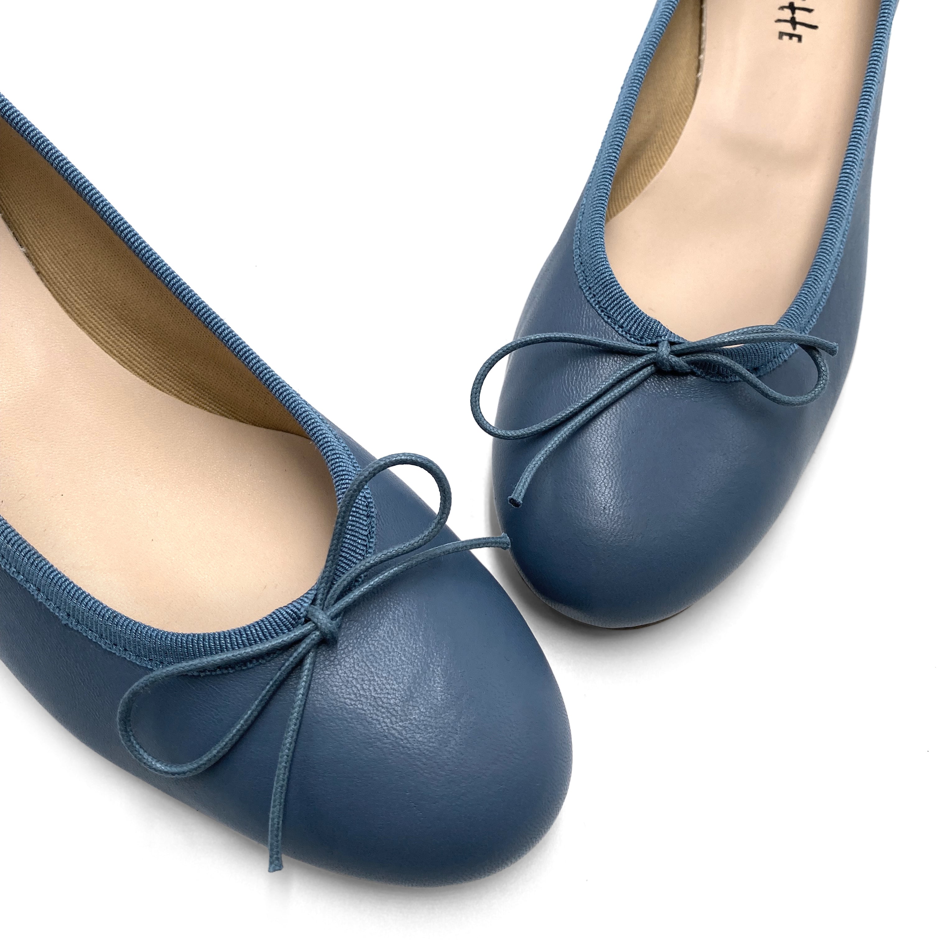 Light blue leather ballet flats with high heel