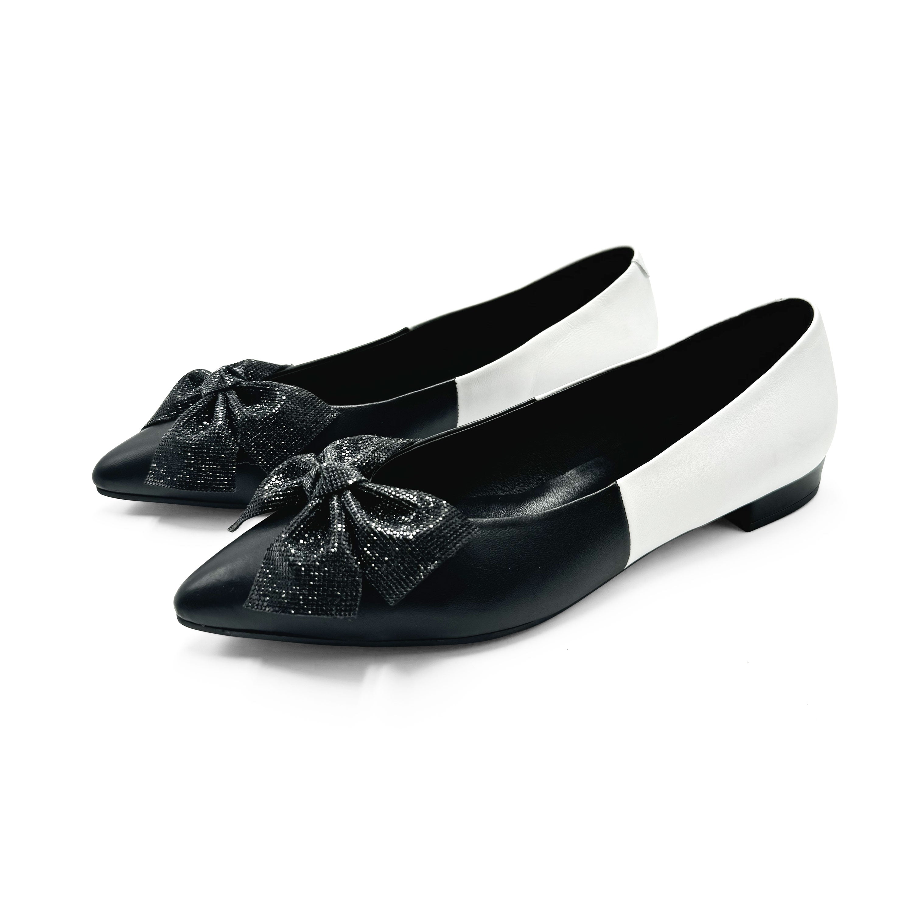 Black and white leather evening ballet flats with pointed toe and jewel bow