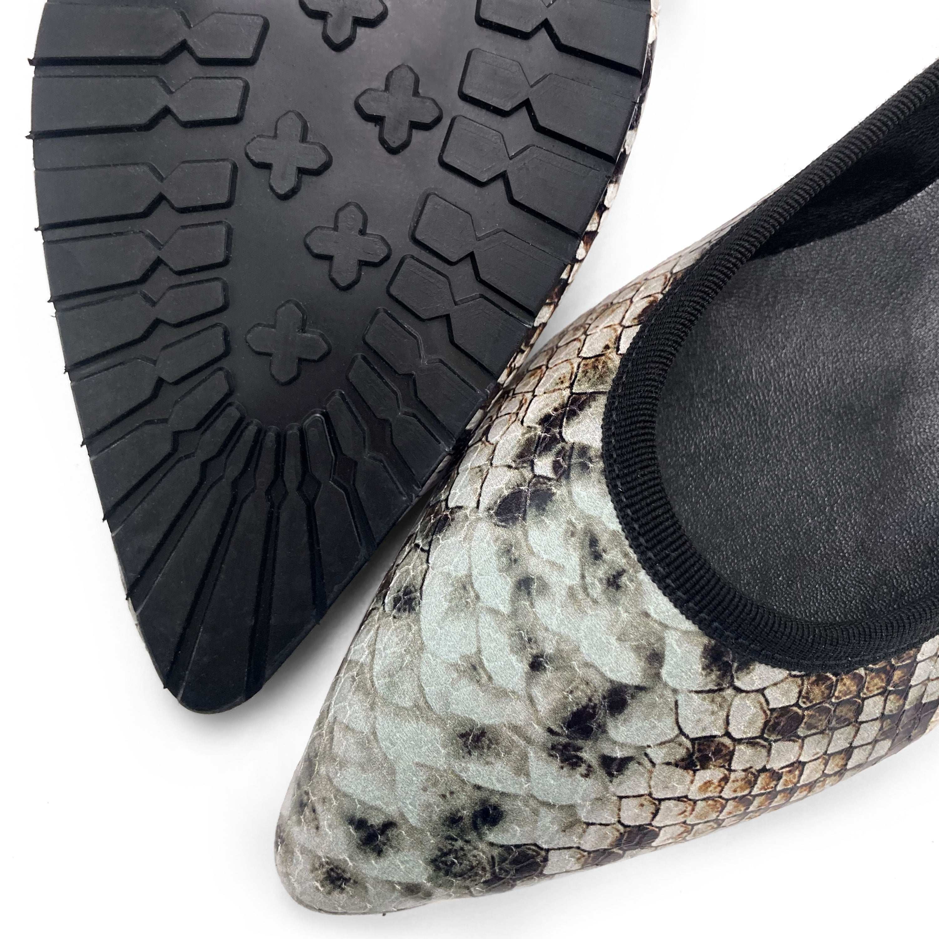 Snake print leather pointed toe ballet flats