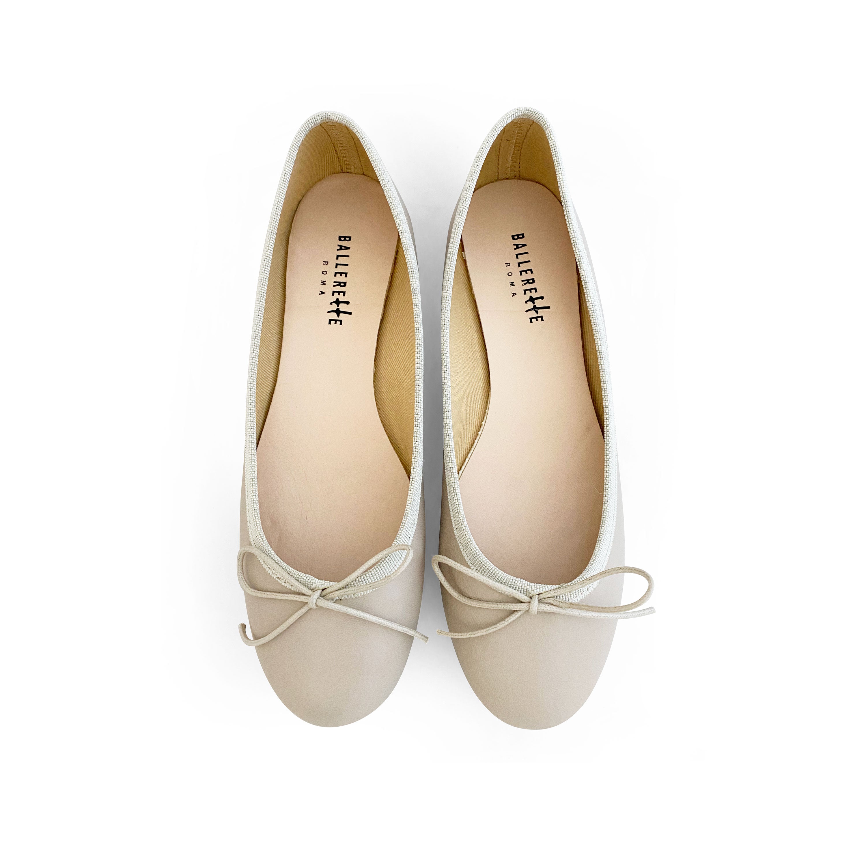 Beige leather ballet flats