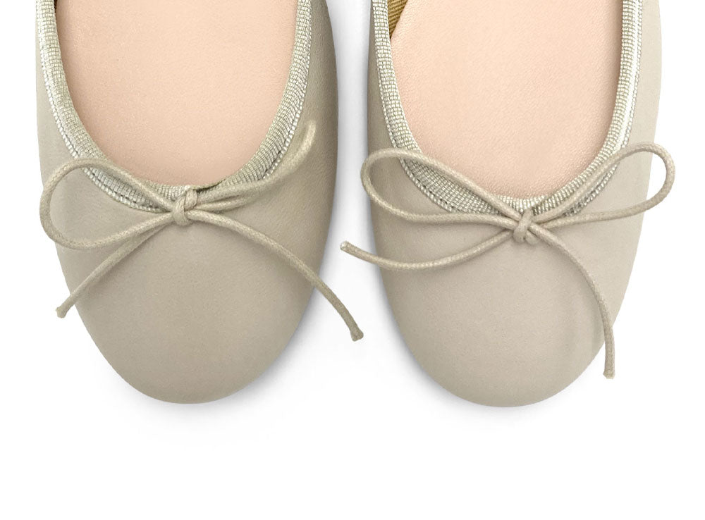 Beige leather ballet flats