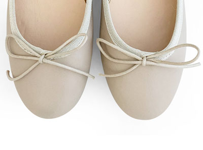 Beige leather ballet flats