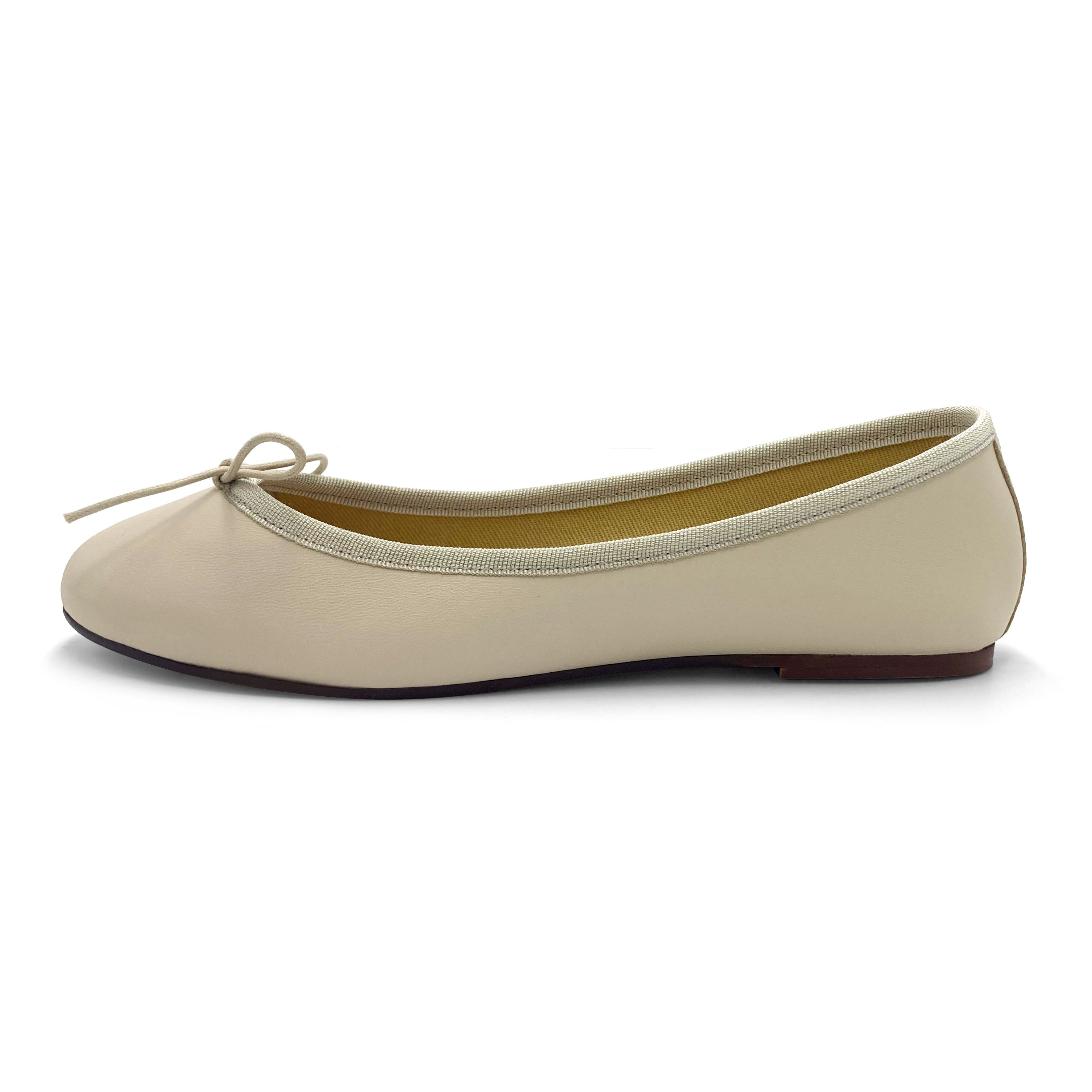 Beige leather ballet flats