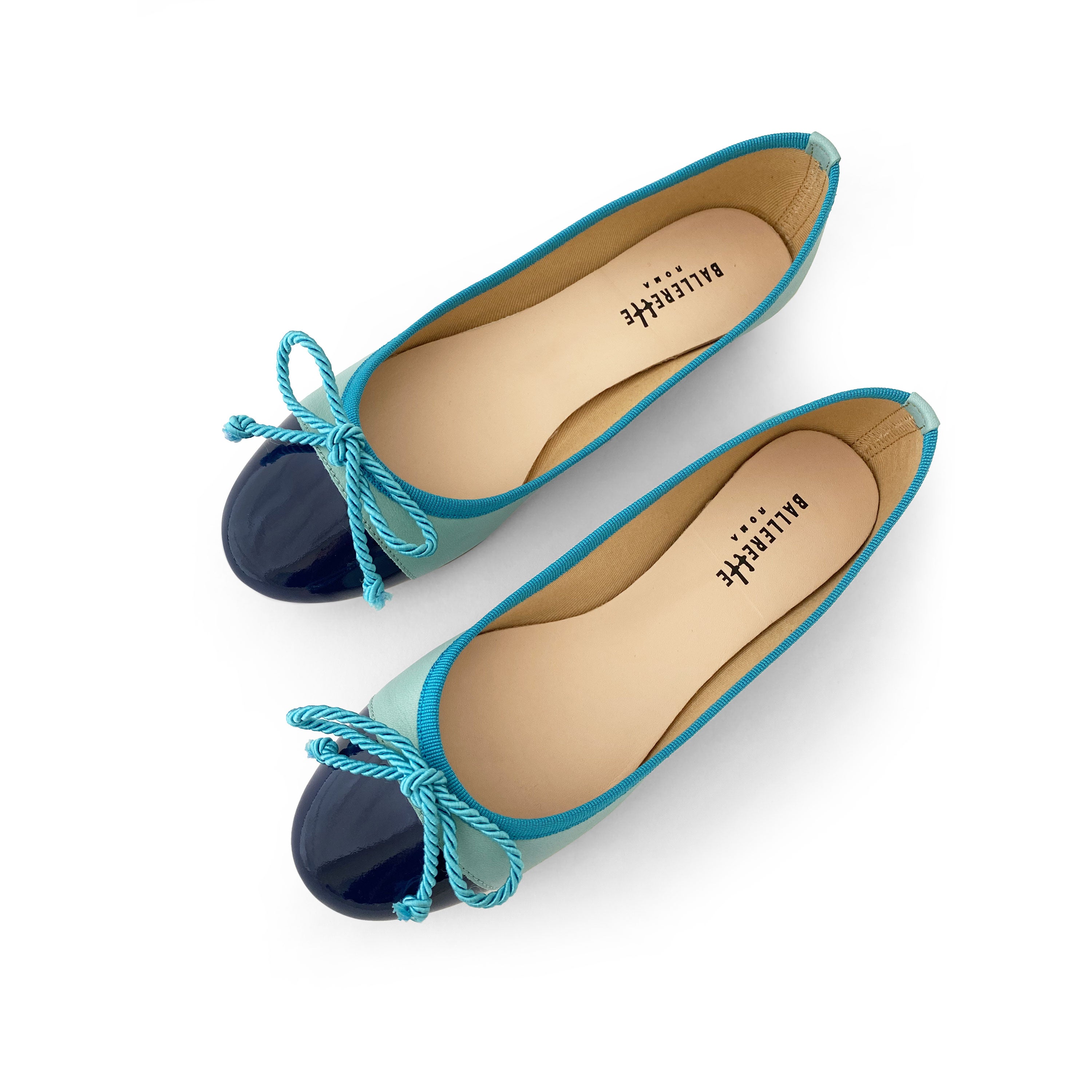 Aquamarine leather ballet flats with turquoise toe and bow