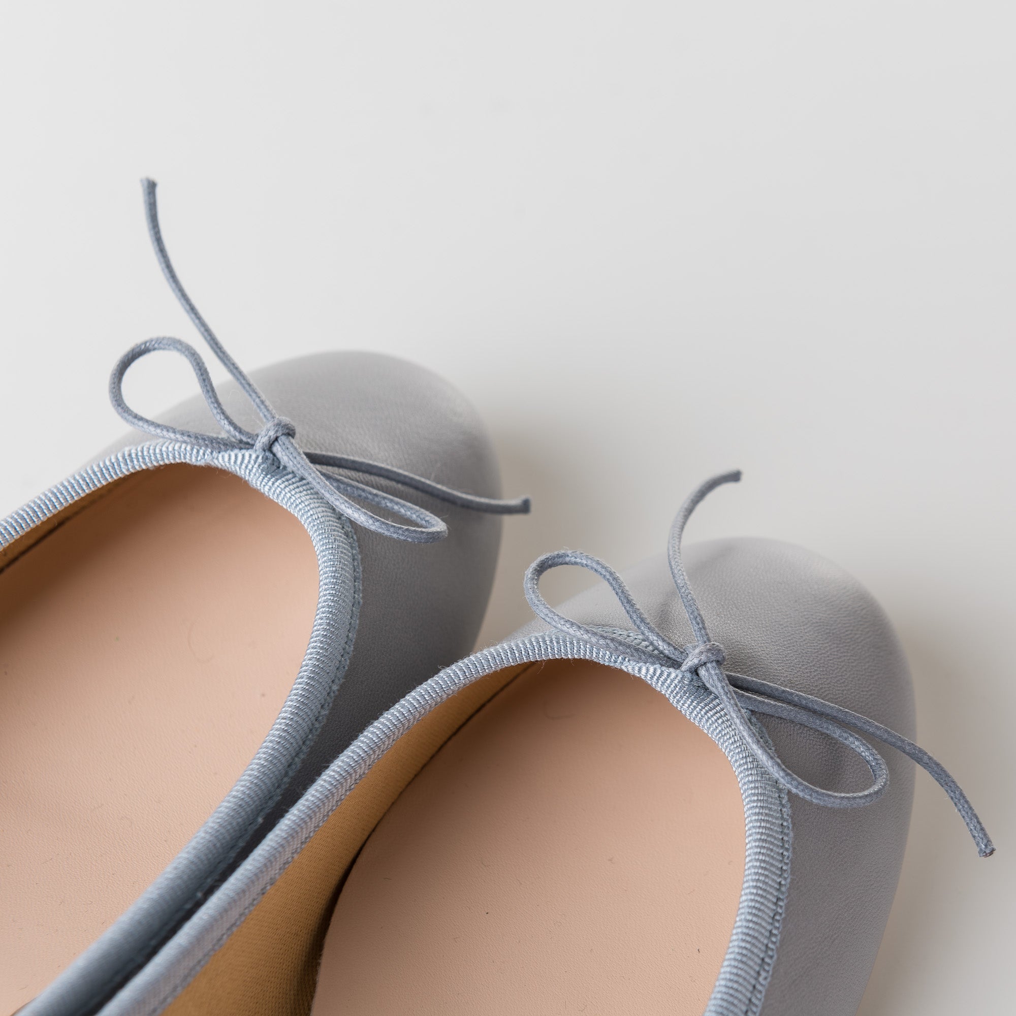 Light gray leather ballet flats