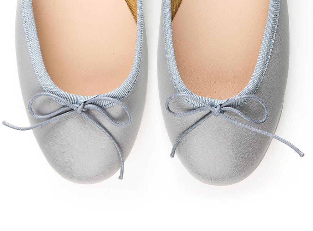 Light gray leather ballet flats