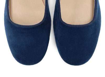 Blue velvet ballerinas with strap