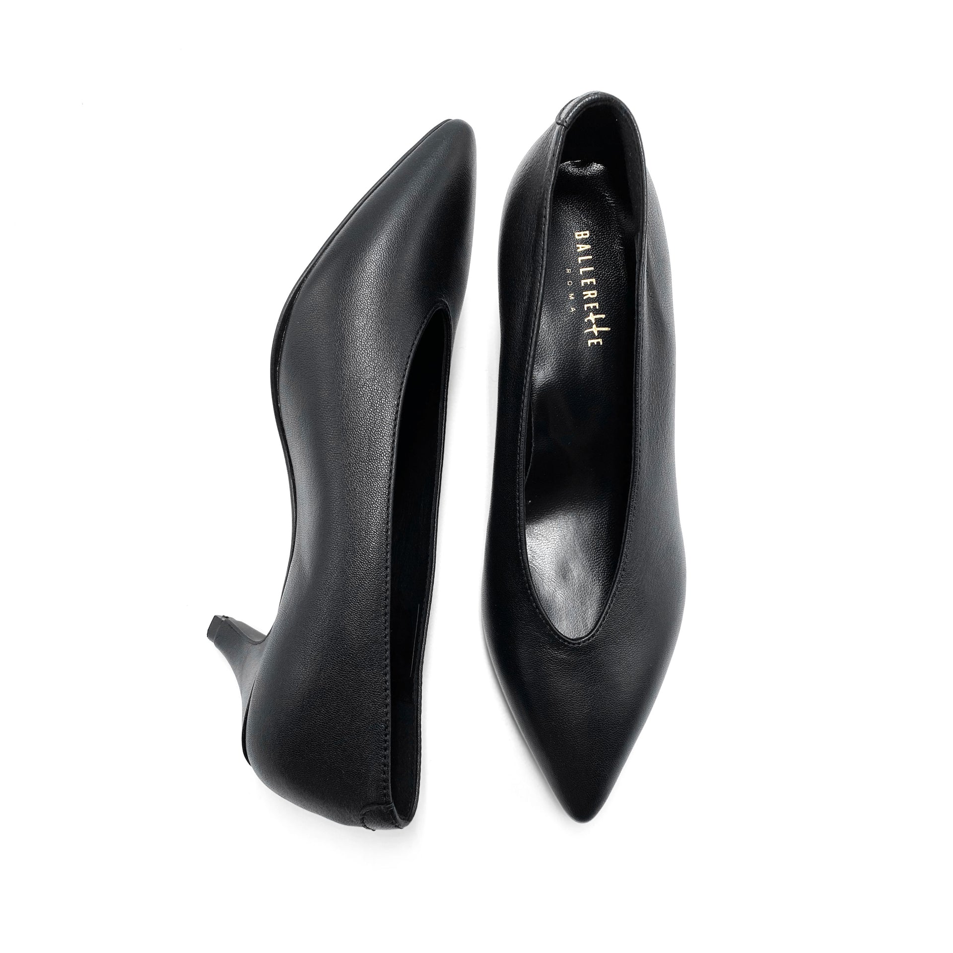 chinese dress ladies Black leather pumps with V-cut and heel