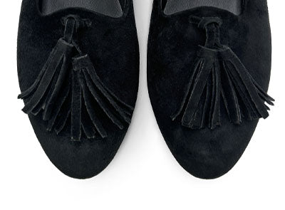 Black suede women moccasins with tassels