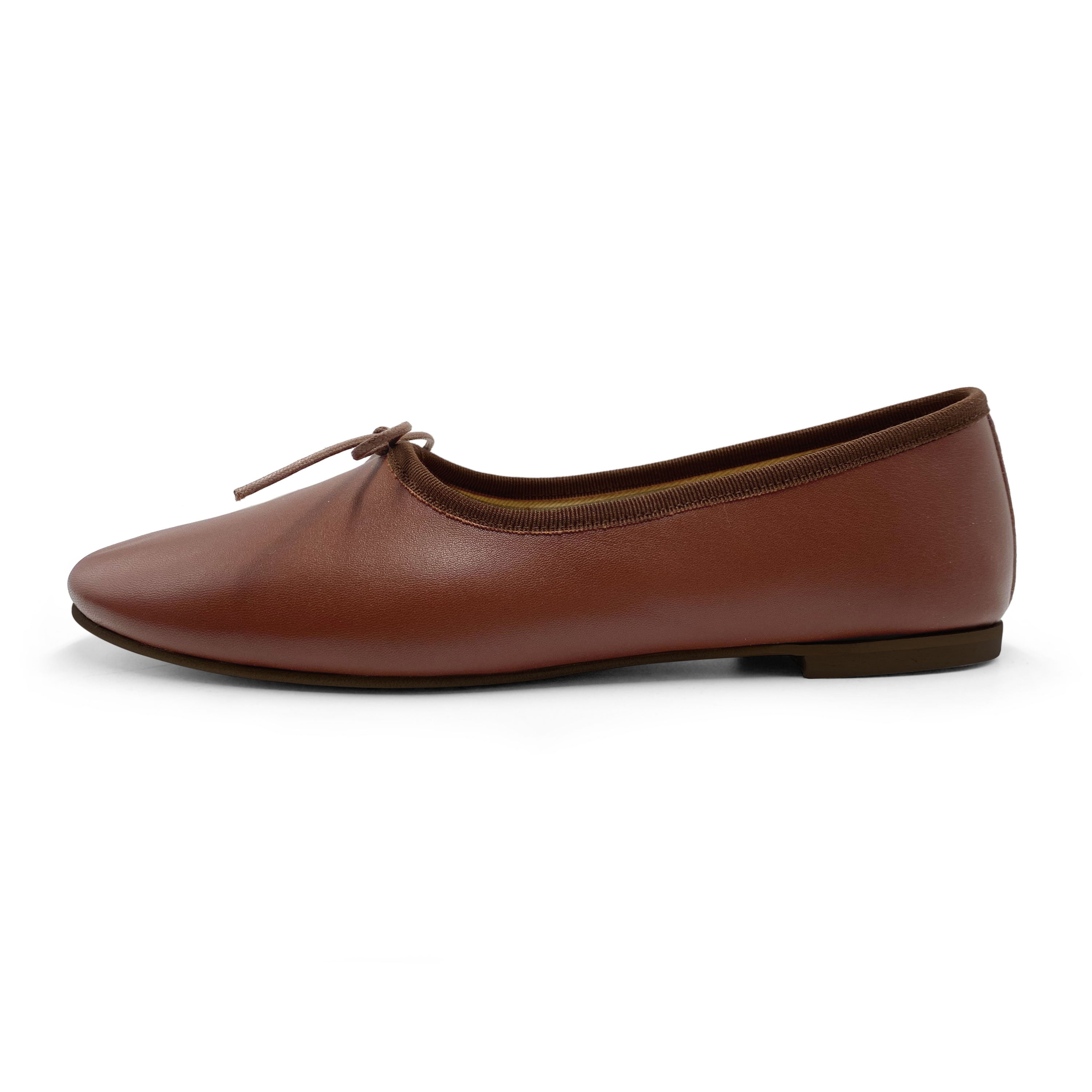 Brown leather high-vamp "glove shoes" ballet flats