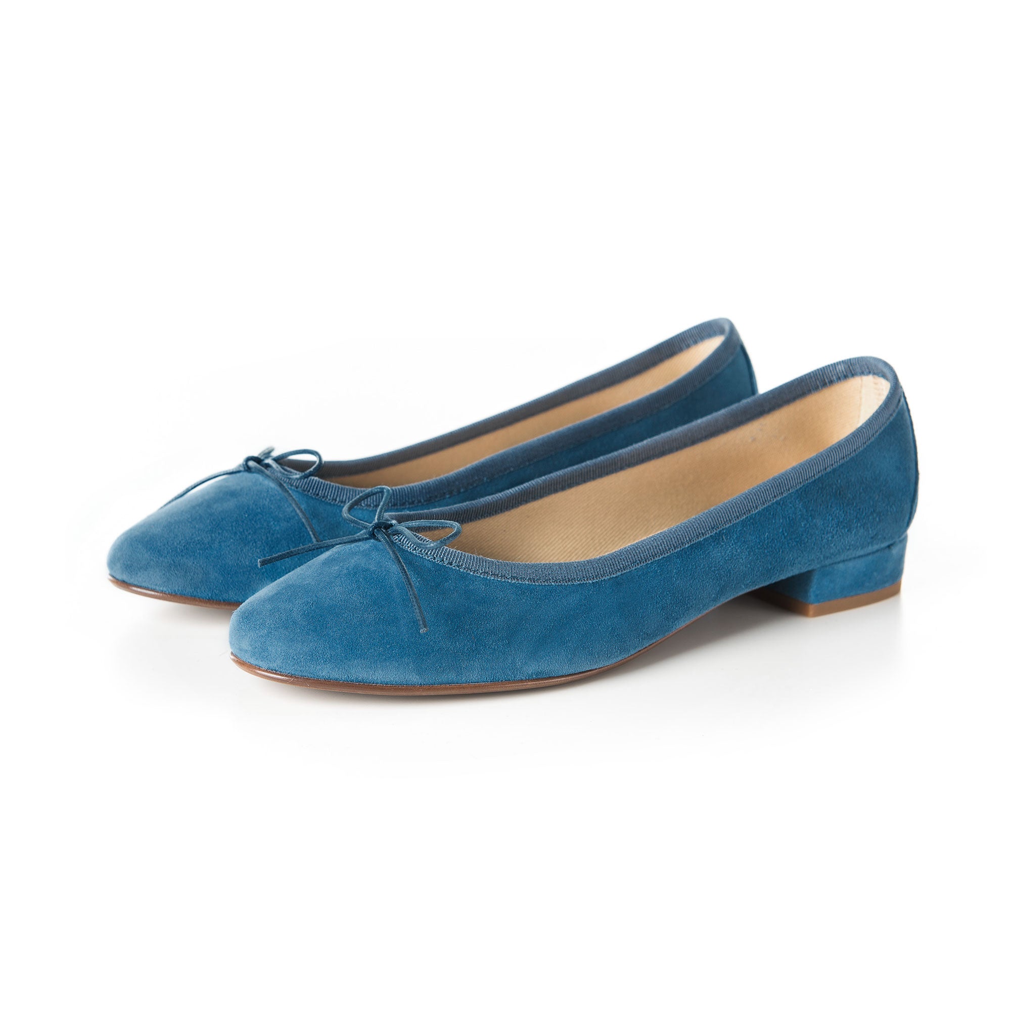 Cerulean suede little heel ballerinas