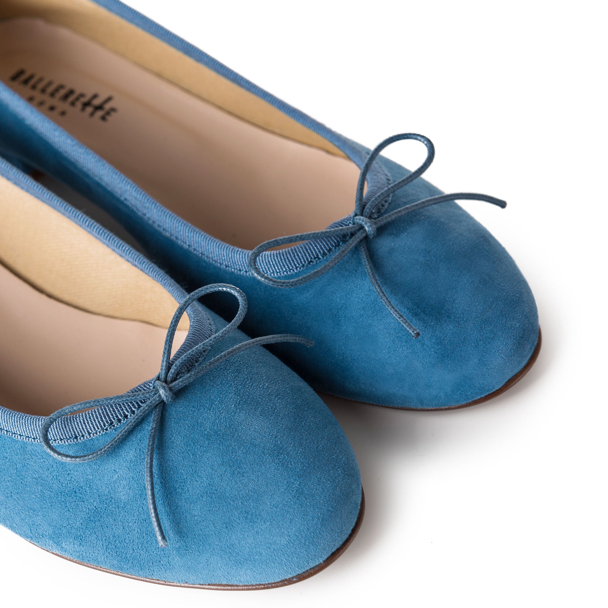 Cerulean suede little heel ballerinas