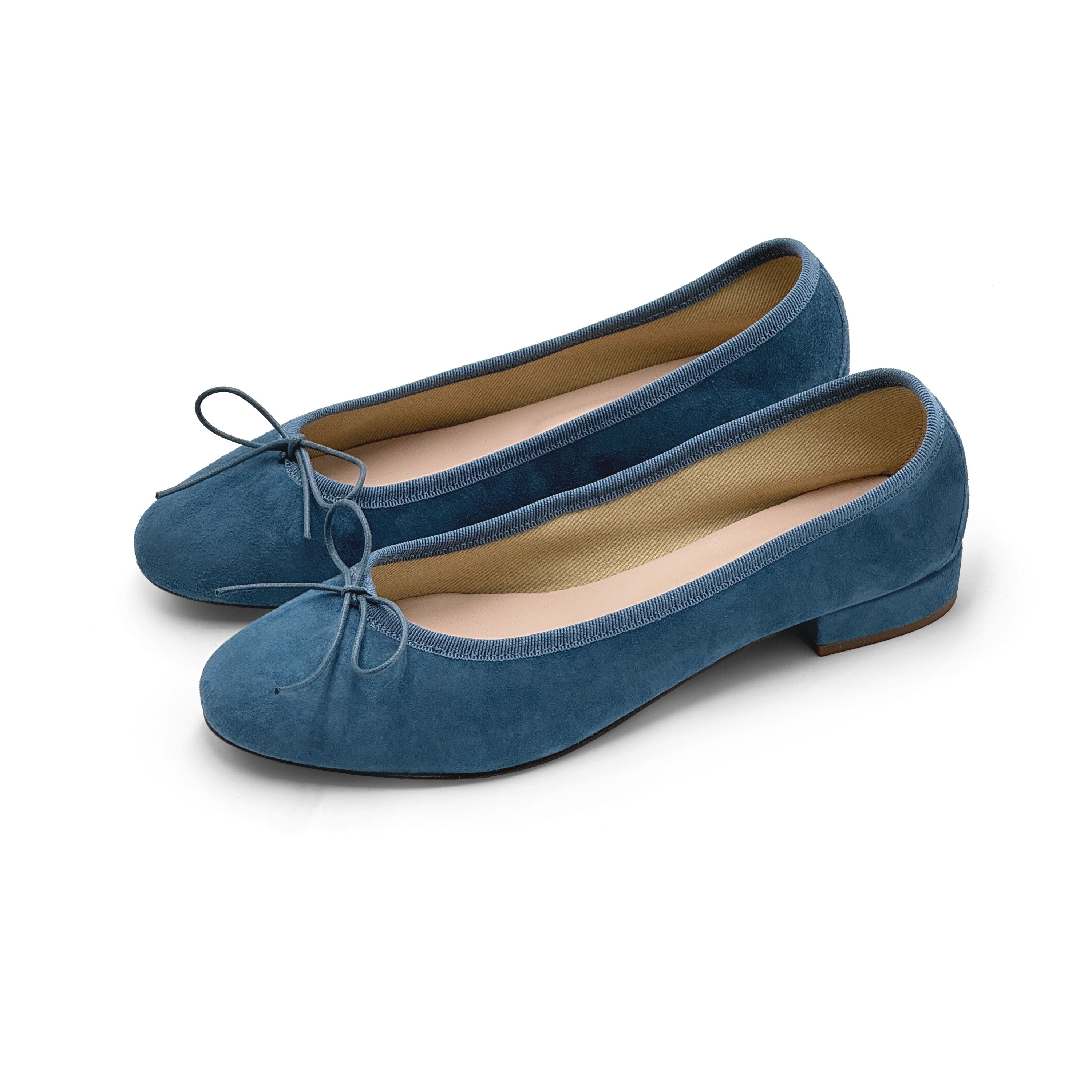 Cerulean suede little heel ballerinas