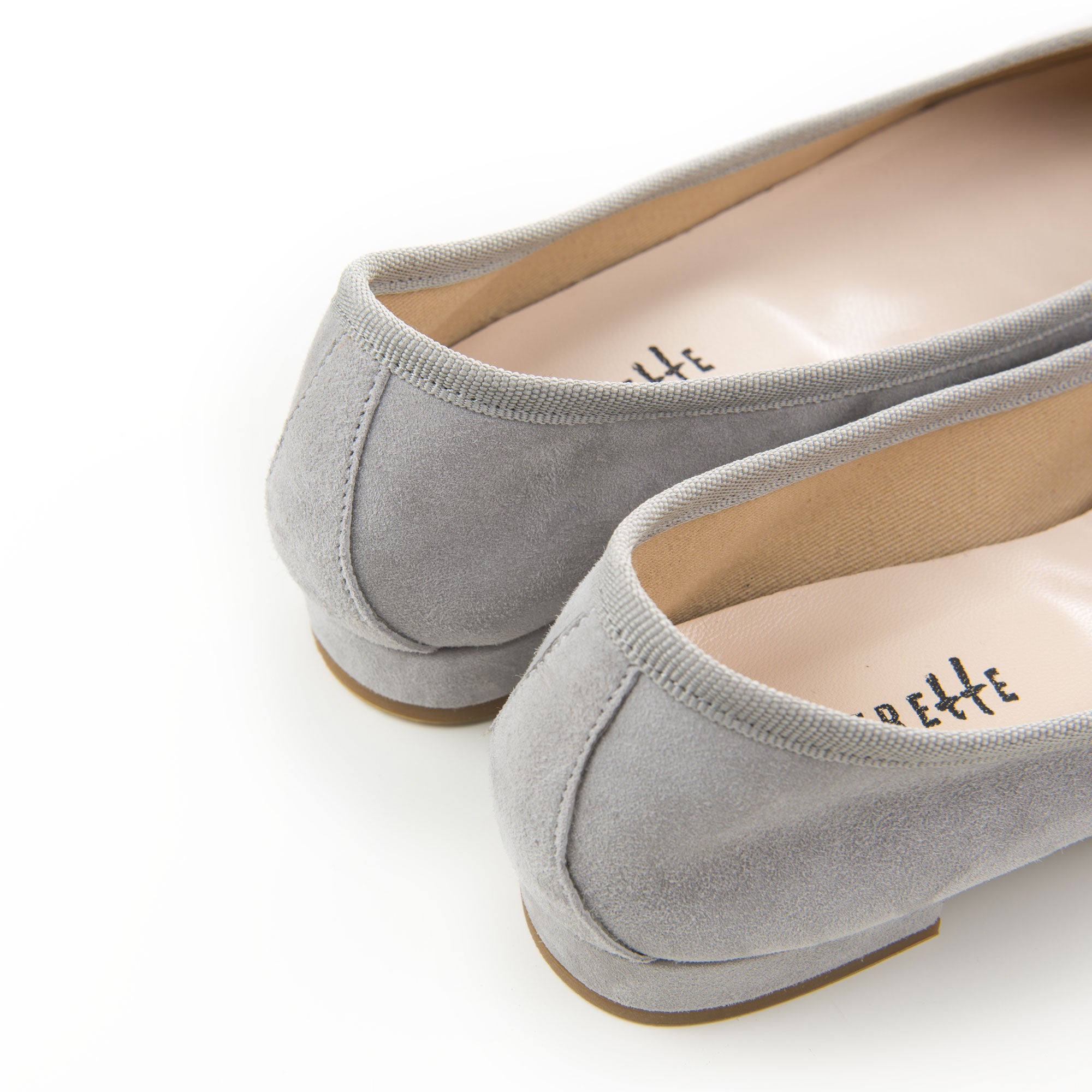 Light gray suede medium heel ballerinas