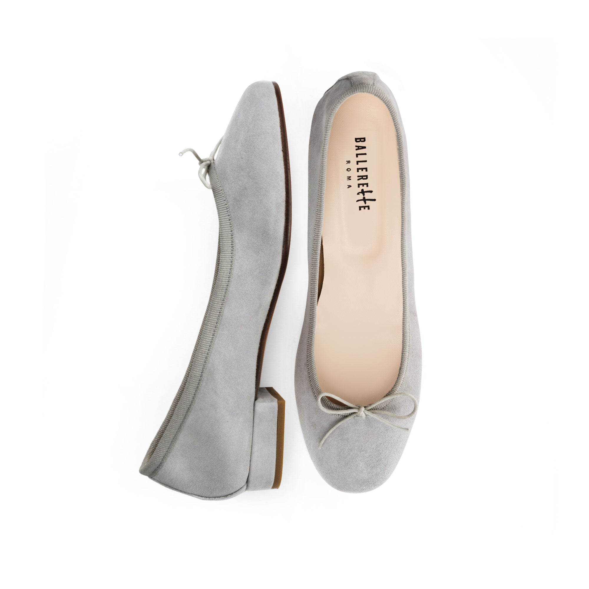 Light gray suede medium heel ballerinas