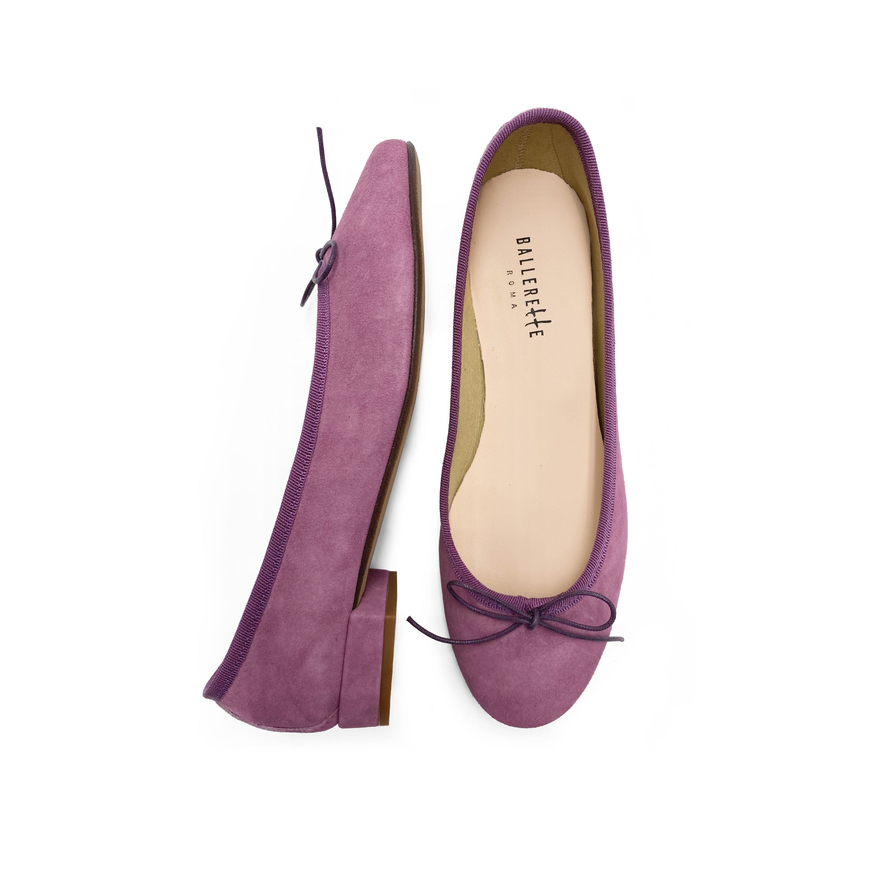 Lilac suede ballerinas with heel