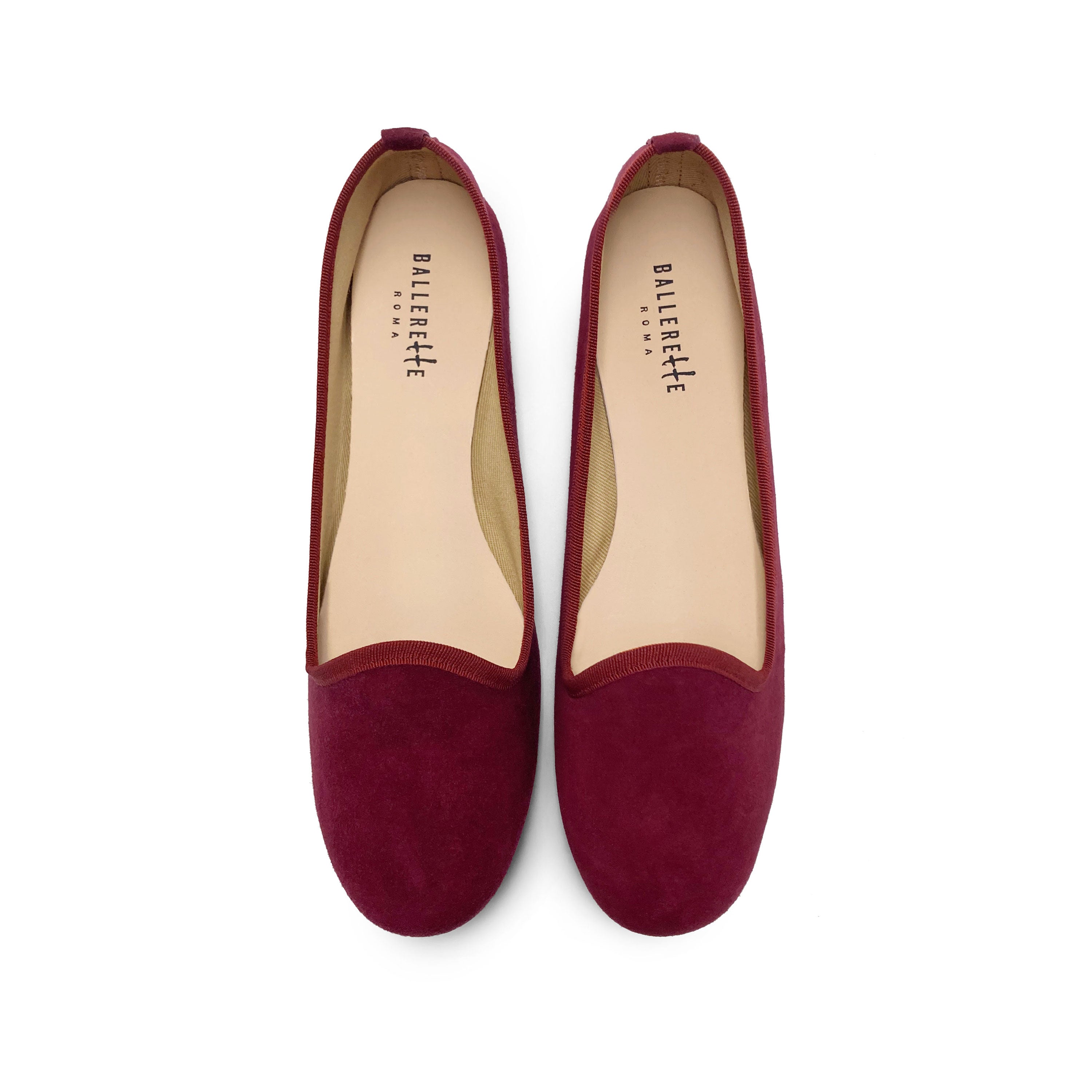 Women loafers in burgundy suede