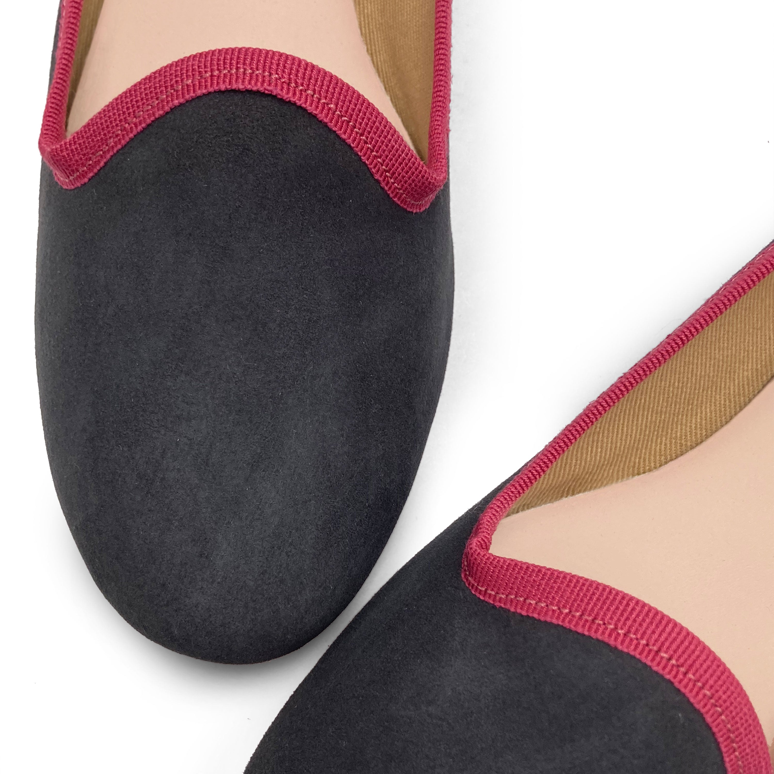 Women loafers in smoke grey suede and pink detail