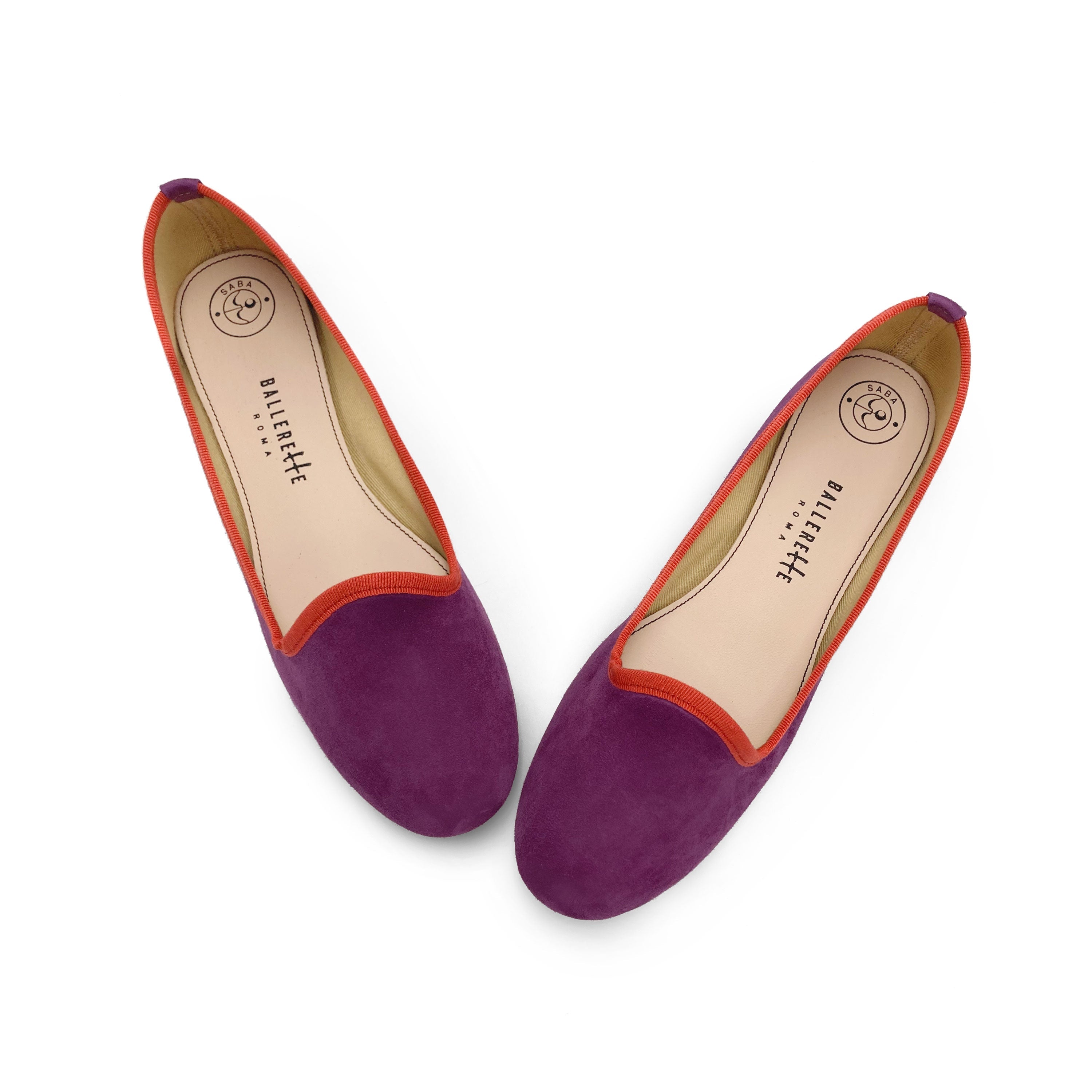 Women’s loafers in strawberry suede with orange details