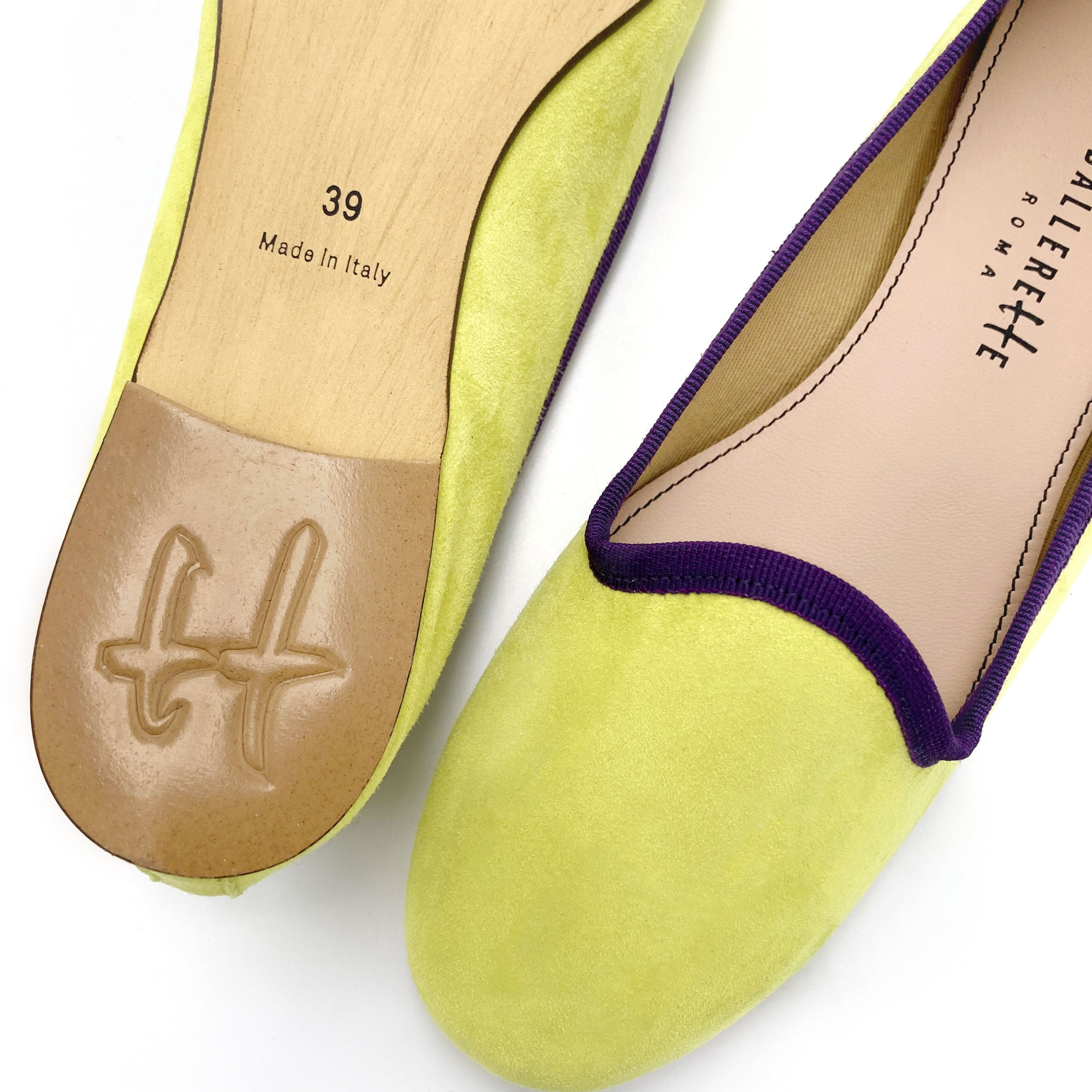 Women’s loafers in lime suede with purple details