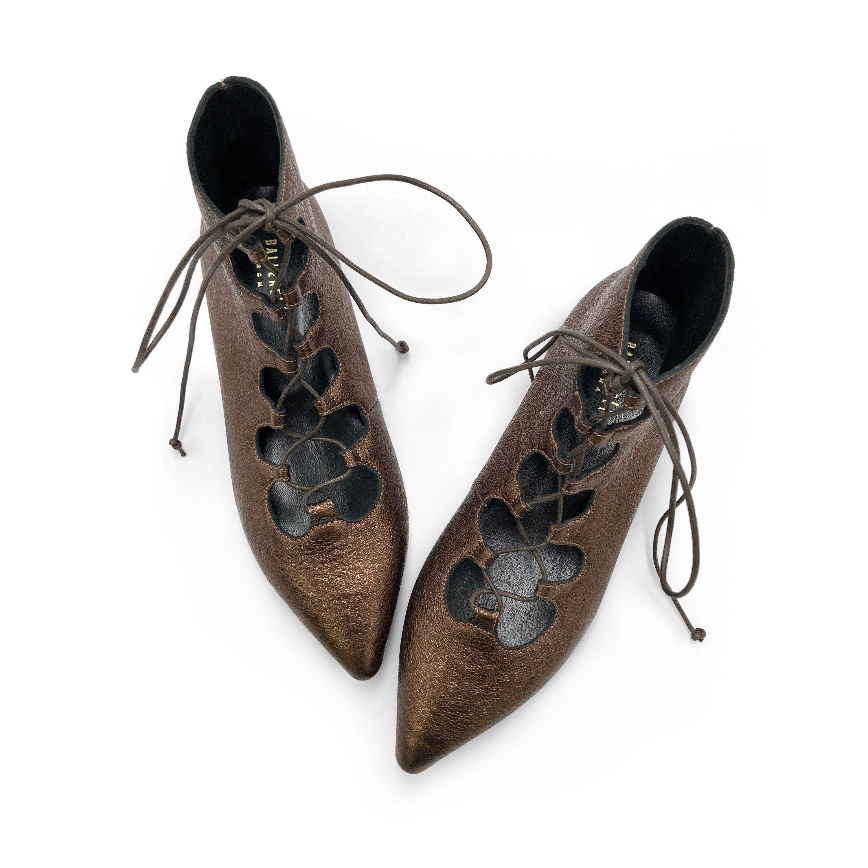 Bronze pointed ankle boots with laces