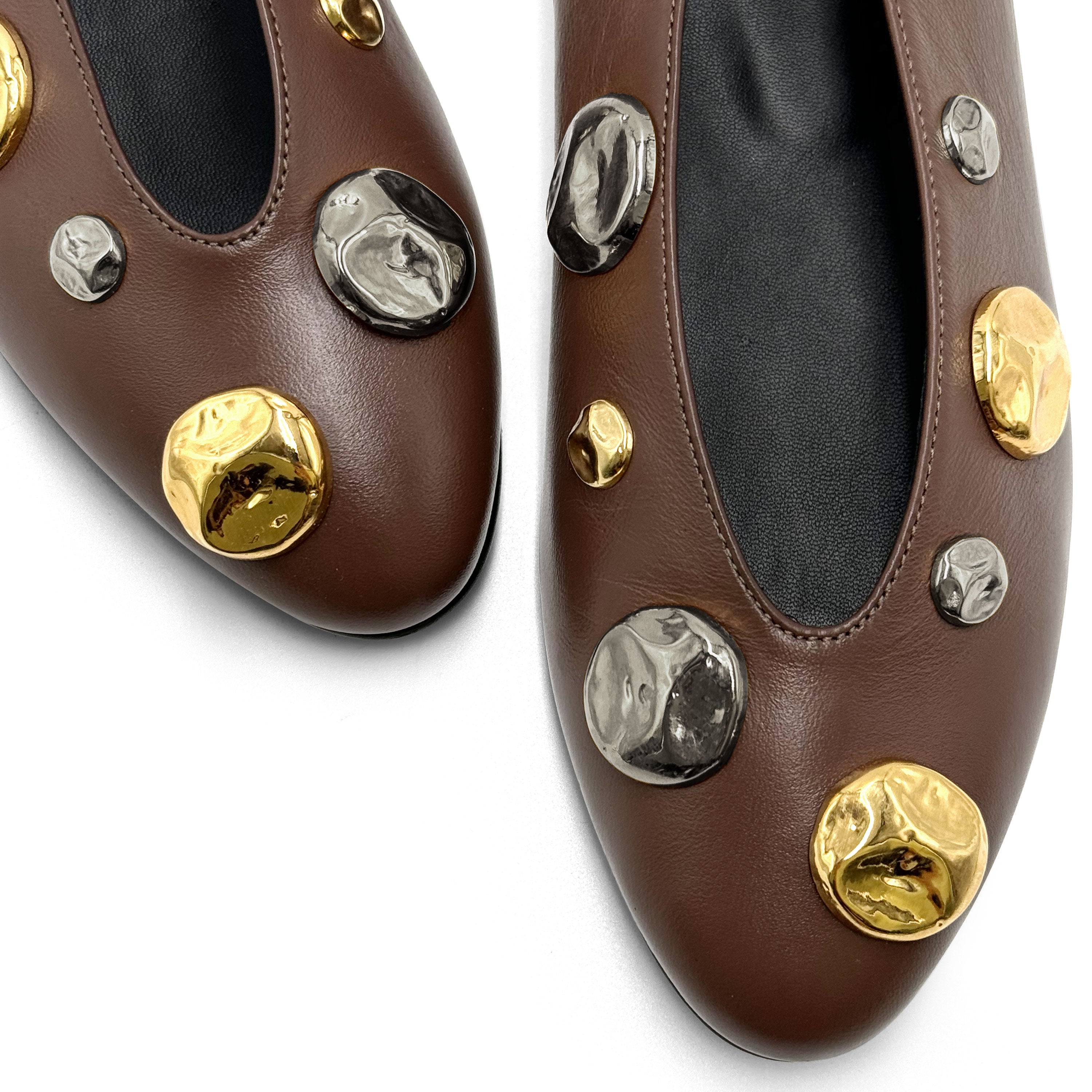 Brown leather ballet flats with V-cut and gold and iron studs