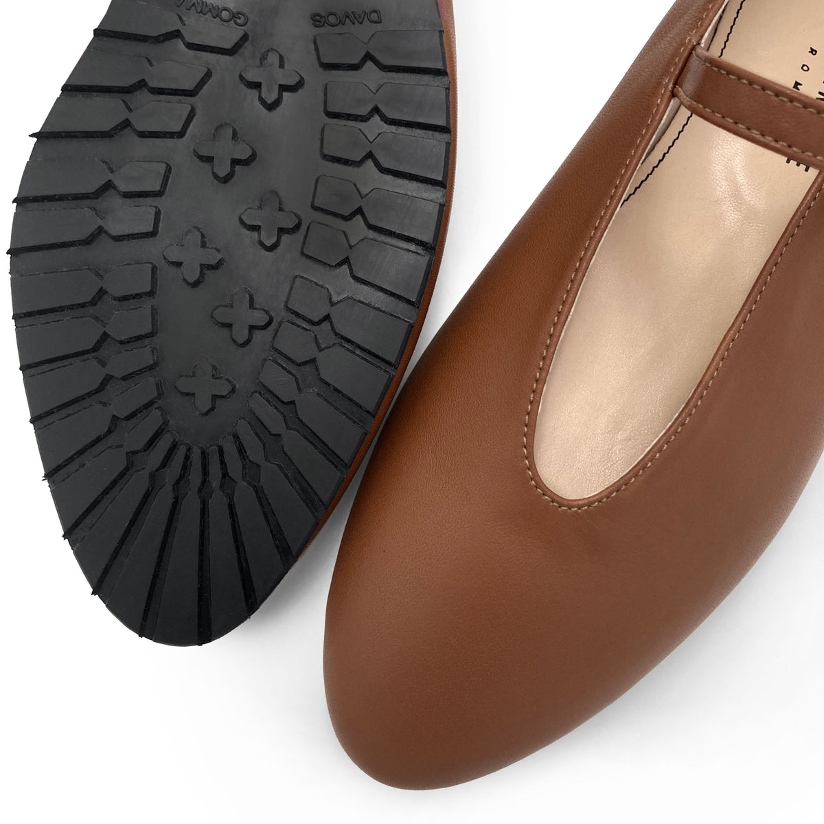 Brown leather ballet flats with V-cut and strap
