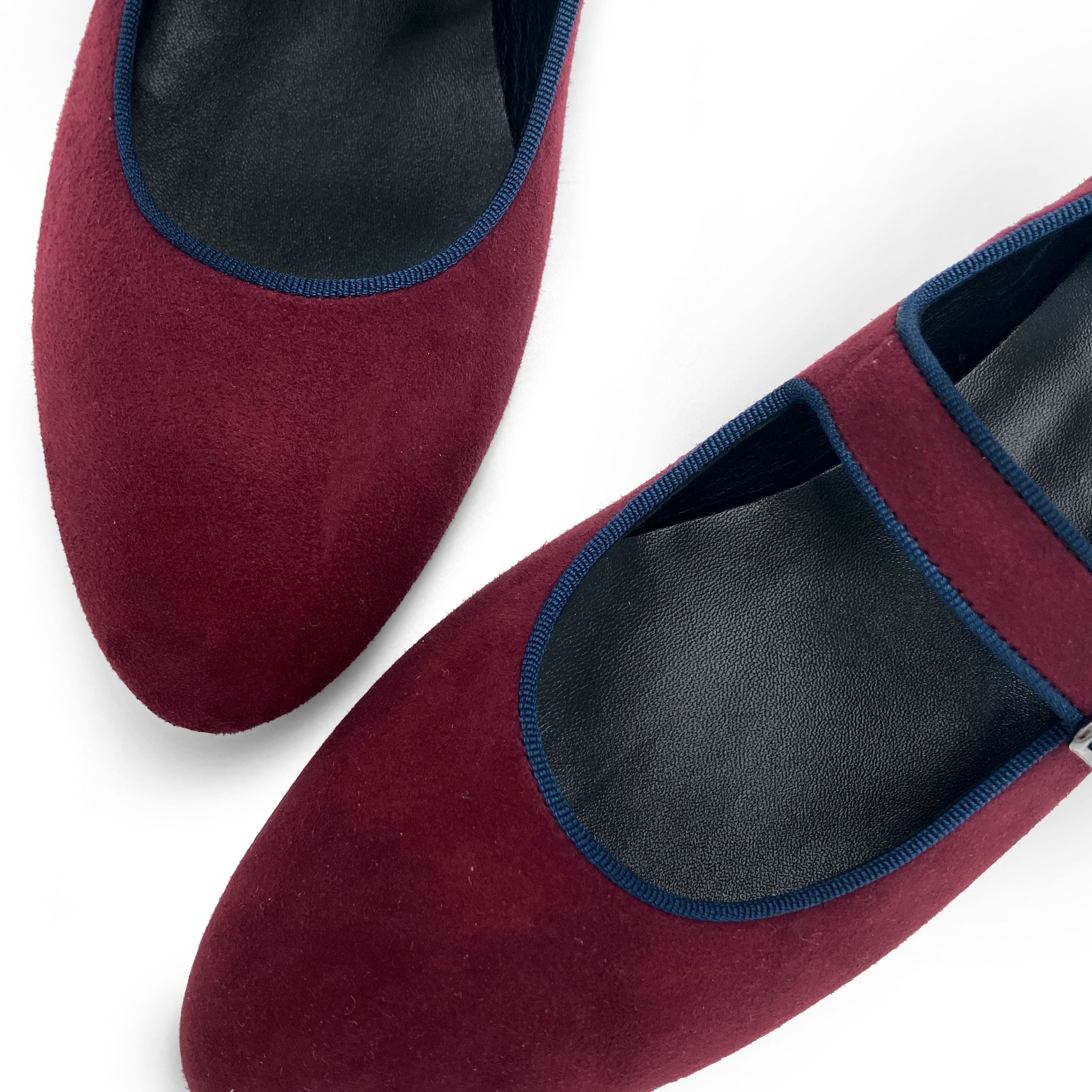 Mary jane ballet flats in burgundy suede with strap